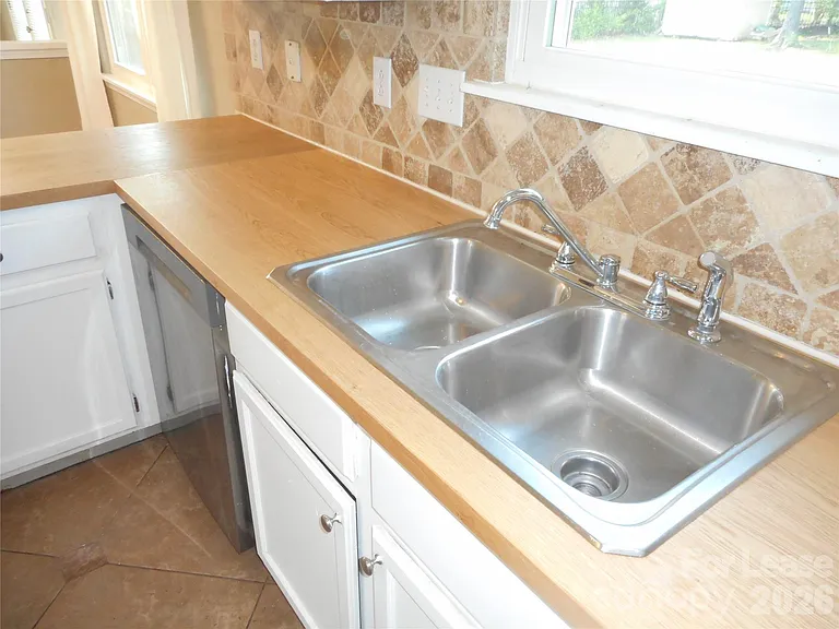 8431 Leeper Dr — Photo 8