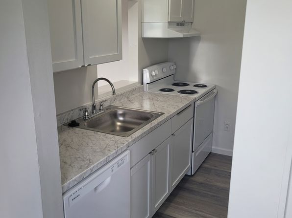 760 Lowell St APT 6