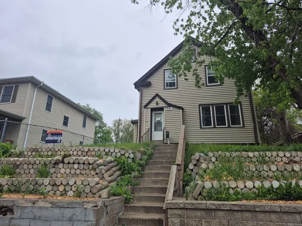 391 Case Ave E, Saint Paul, MN 55130