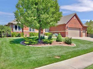 2330 N Rough Creek Rd, Derby, KS 67037