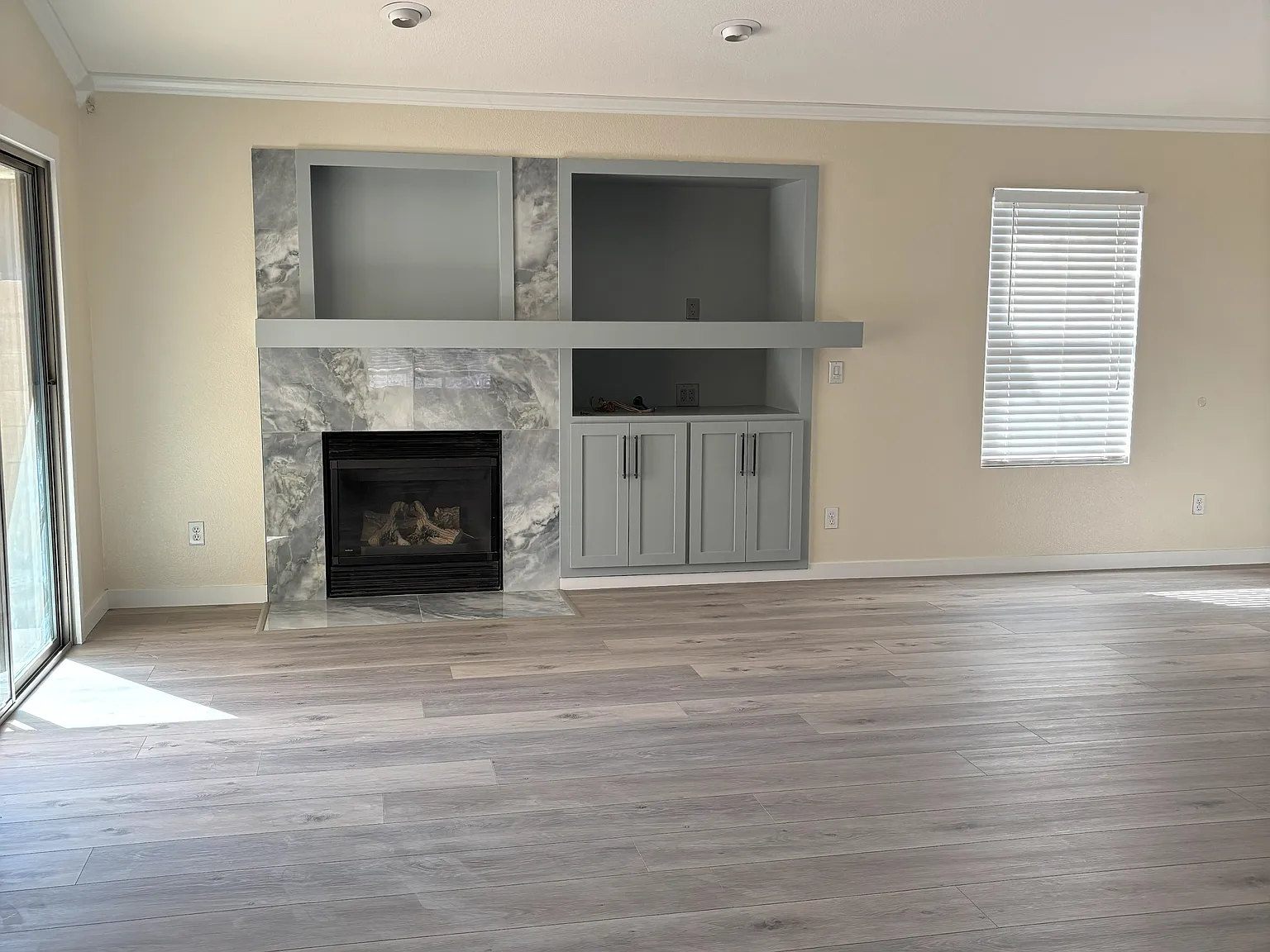 4 bed, 1678 sqft, $2,500 — Photo 2