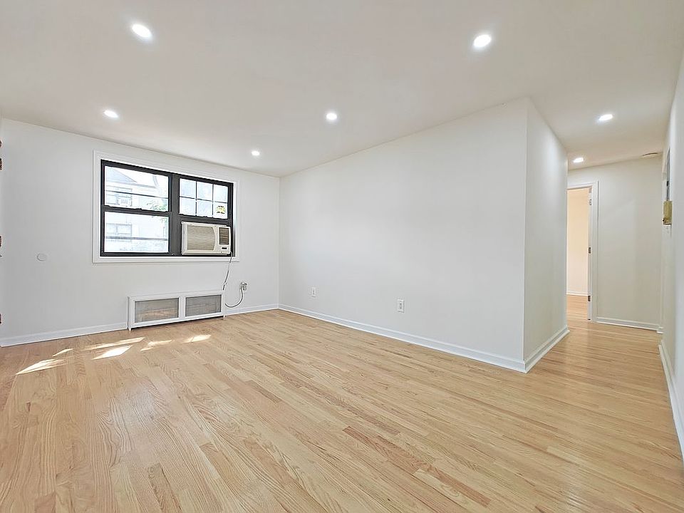 1st image of 68-14 136th St #A