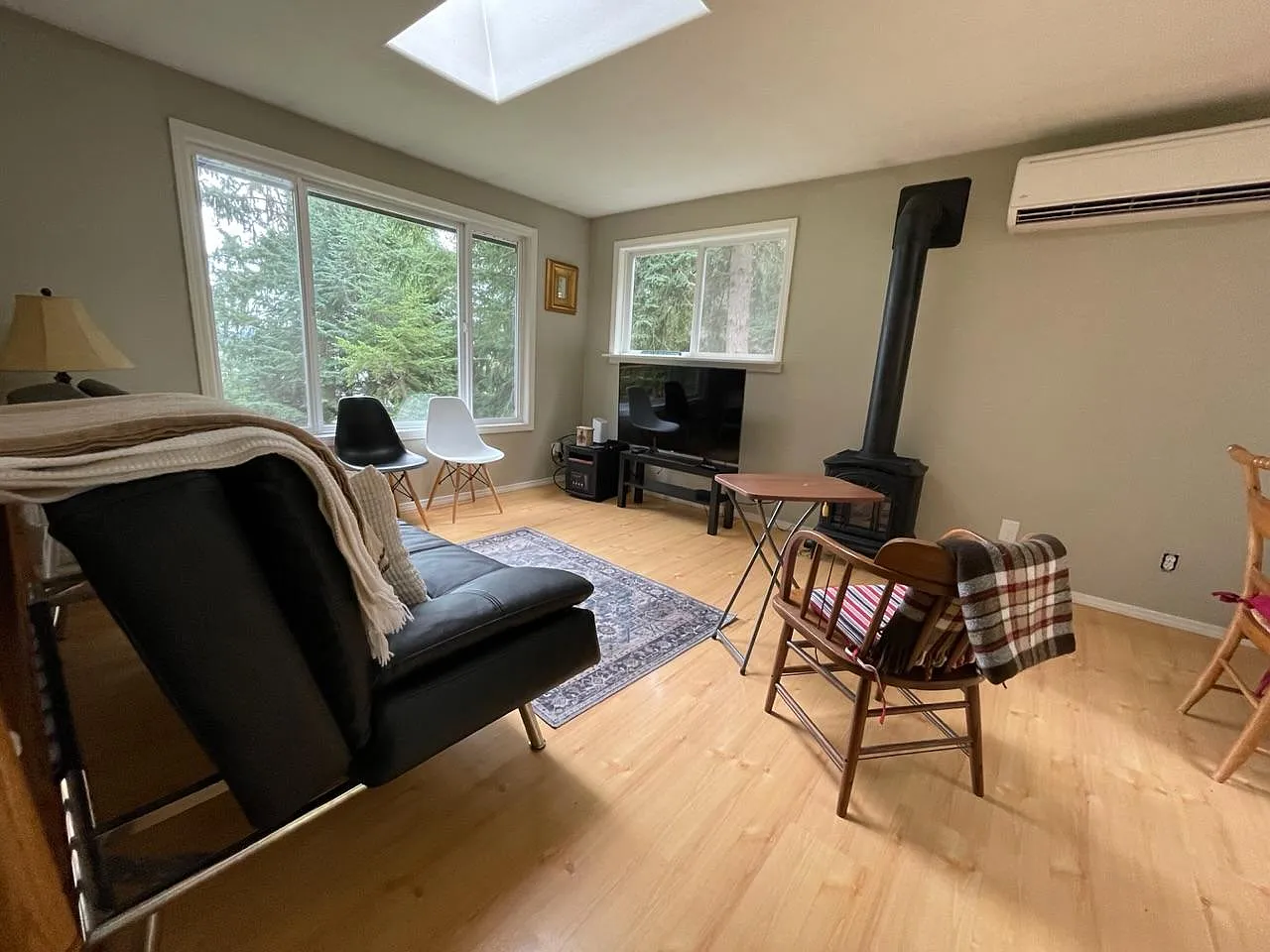 3 bed, 1490 sqft, $3,500 — Photo 2