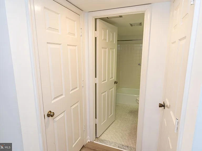 227 Canal Park Dr #206 — Photo 45