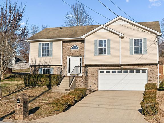 2nd image of 1043 Hedge Apple Dr