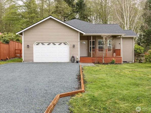 1151 Dewey Drive, Coupeville, WA 98239