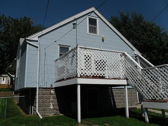 2925 Nicholas Street