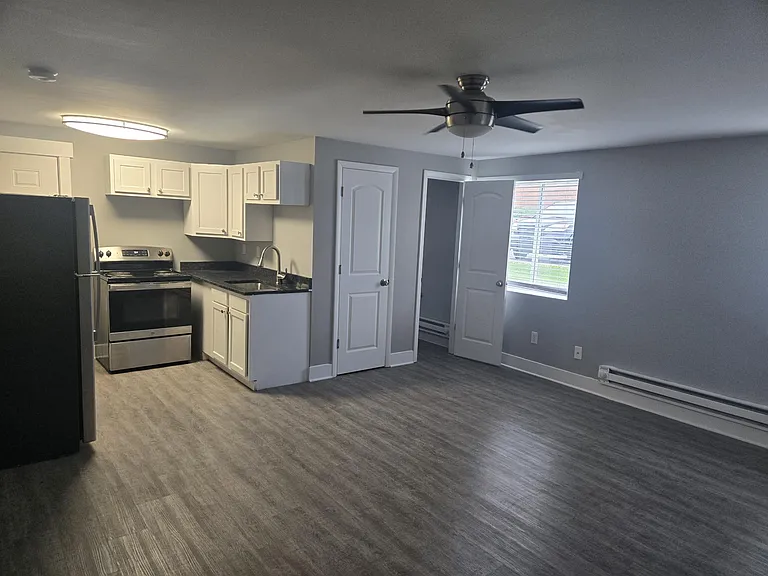 Columbus Park Apartments — Photo 27