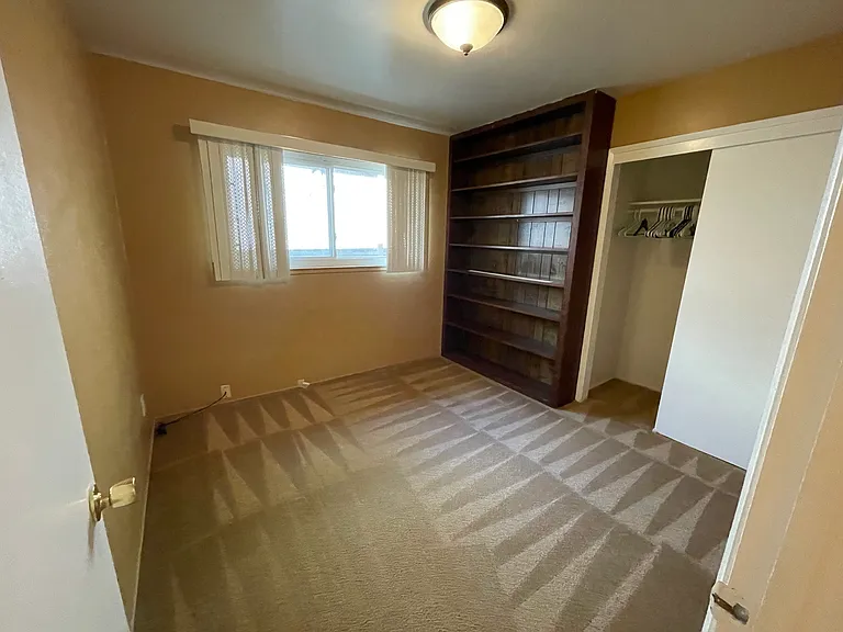 3420 Fleetwood Dr — Photo 18