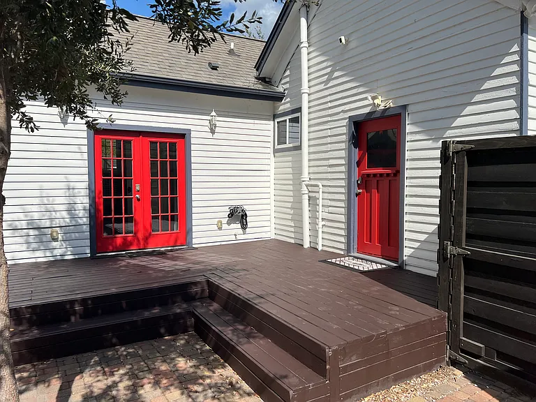 3913 Moore St — Photo 46