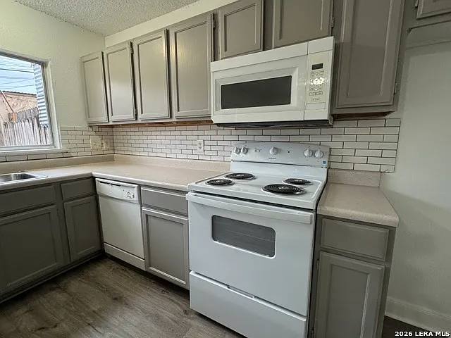 6631 Spring Hurst St — Photo 21