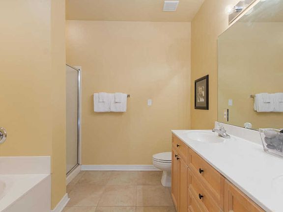 5th image of 1986 Scenic Gulf Dr APT 6