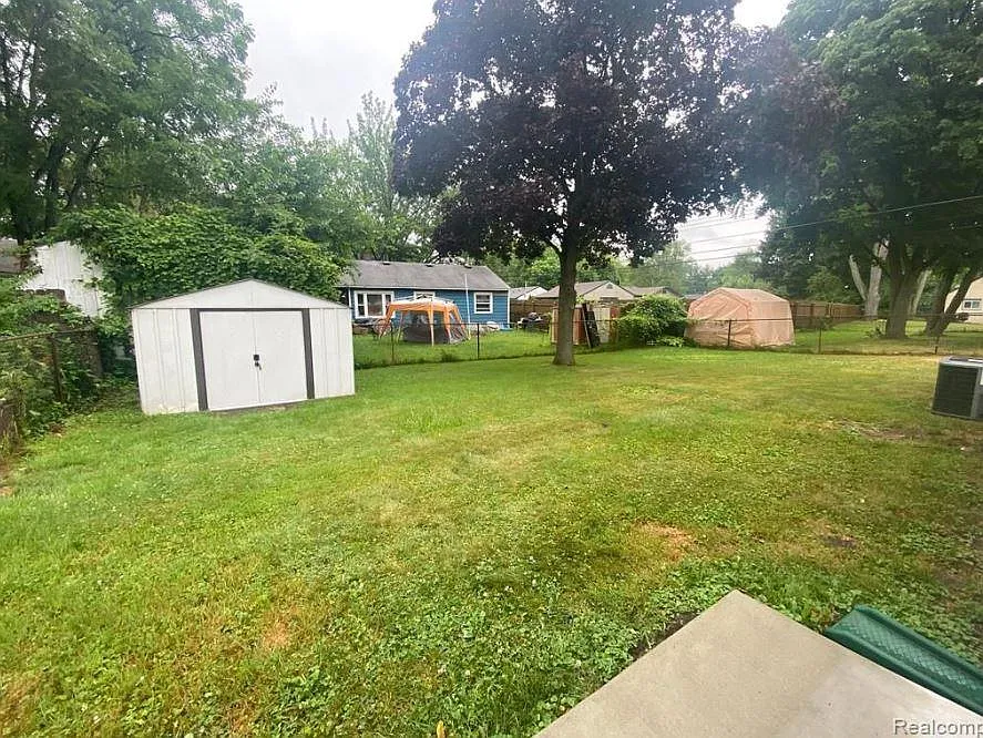 2812 Clayton Ct — Photo 3