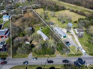 1410 W Cedar Bayou Lynchburg Rd, Baytown, TX 77521