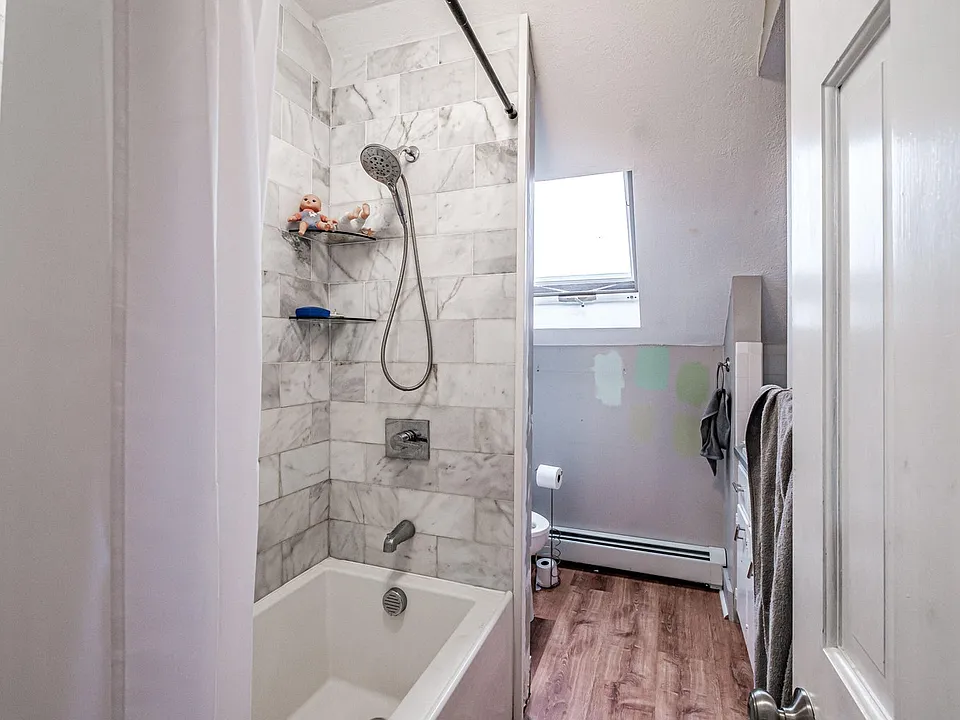 82 Foss St #2