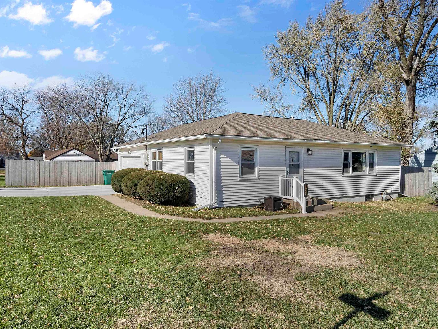 133 Johns Dr, Elk Run Heights, IA 50707 Zillow