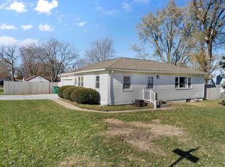 133 Johns Dr, Elk Run Heights, IA 50707