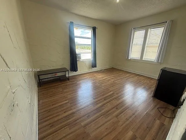 222 28th St #6 — Photo 11
