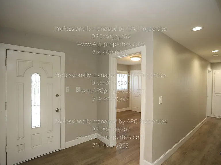 11242 Dallas Dr — Photo 35