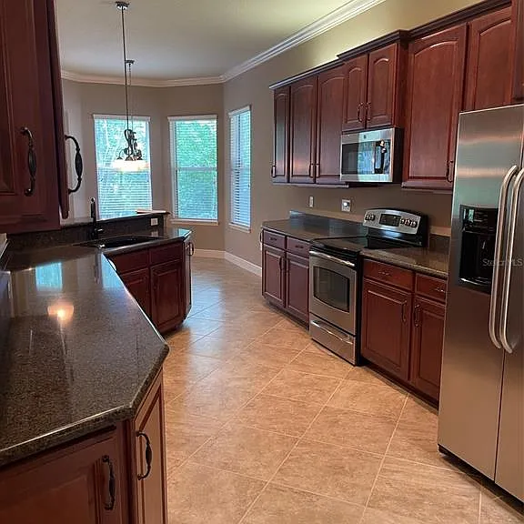 1105 Stoney Creek Blvd — Photo 2