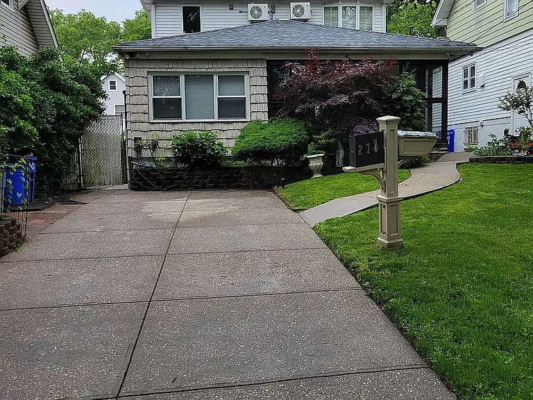 270 Greeley Ave #2 — Photo 1