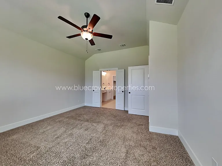 606 Taylor Dr — Photo 7