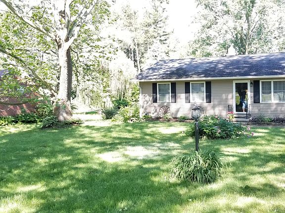 3rd image of 2713 E Bluewater Hwy