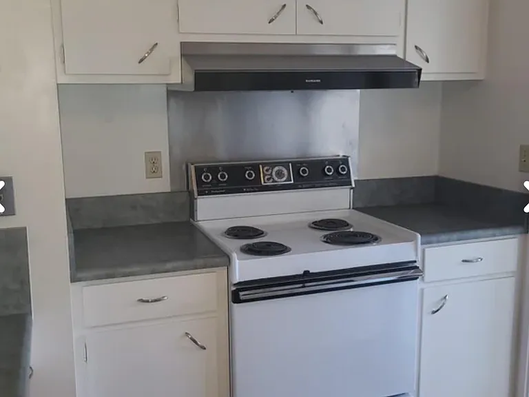 615 Jackson St #A — Photo 11