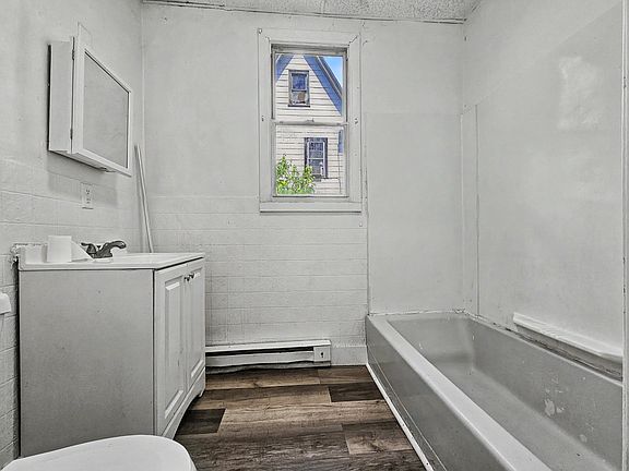 4th image of 602-604 Prospect Ave #602