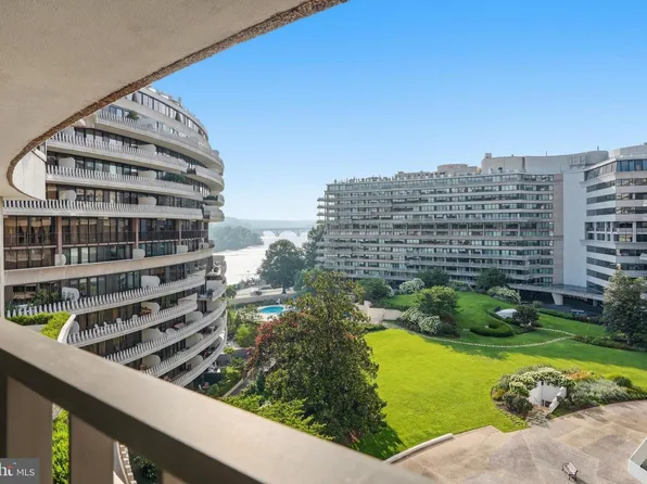 2500 Virginia Ave NW #715, Washington, DC 20037