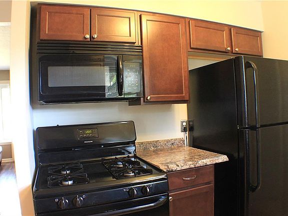 3rd image of 6510 Aylesworth Dr