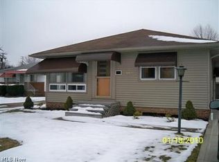 4307 Woodway Ave, Cleveland, OH 44134