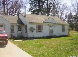 7384 Lake Rd, Madison, OH 44057