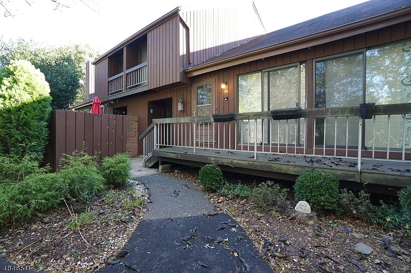 1st image of 21 BLOOMINGDALE DR 4C #4C