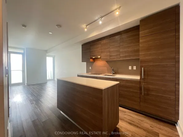 200 Bloor St W, Toronto, ON