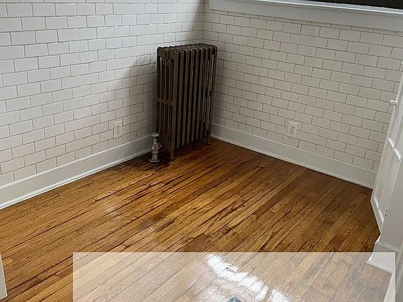 4th image of 6364-82 N Hermitage Ave #6378-2