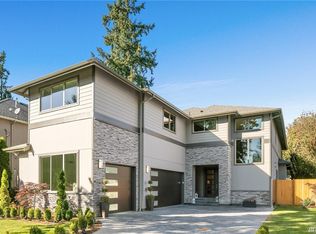 9838 NE 26th St, Bellevue, WA 98004