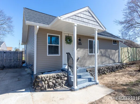 5660 Averill Ave SW, Wyoming, MI 49548