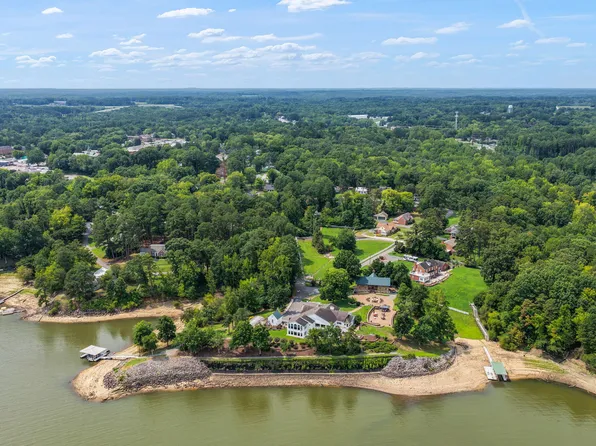 113 Dan Cir, Clarksville, VA 23927