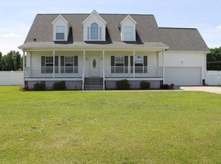 201 Dogwood Estates Ln, Goldsboro, NC 27534