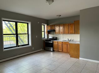 68 N 9th St #310, Newark, NJ 07107