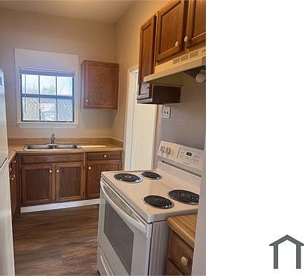4th image of 1422 Sacramento APT 4