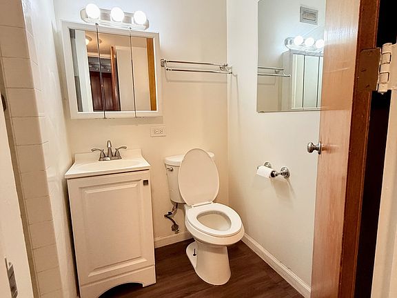 3rd image of 1511 Nuuanu Ave APT 735