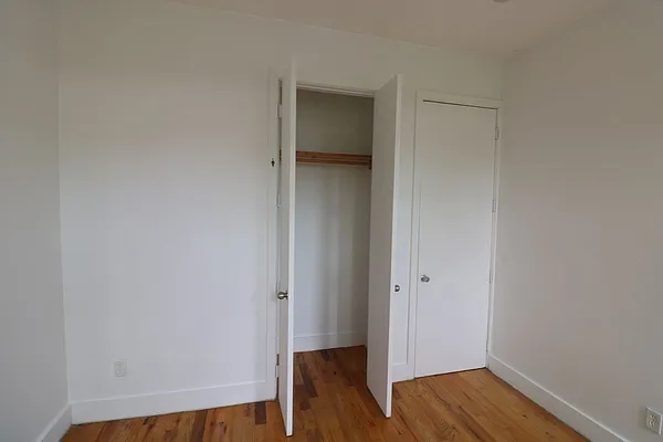 Rented by Compass | media 12