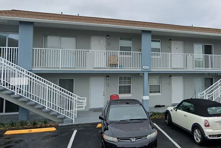 432 Auburn Dr #104 — Photo 3
