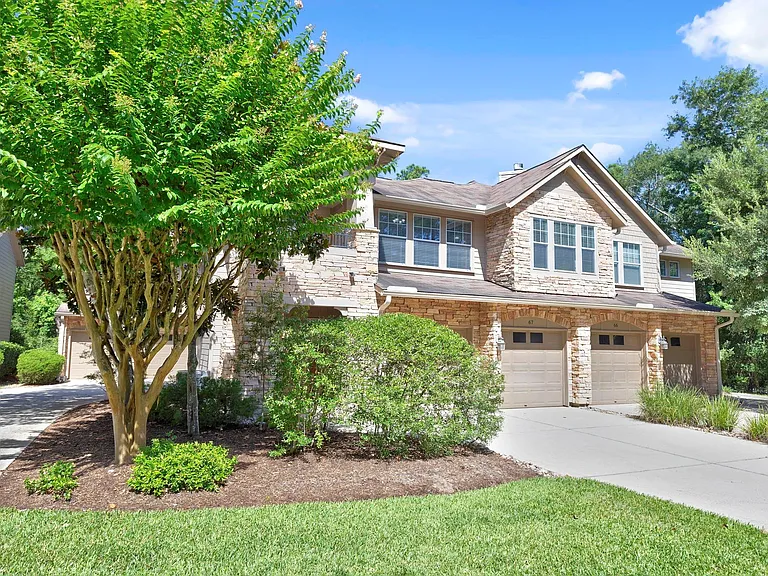 67 Woodlily Pl — Photo 2