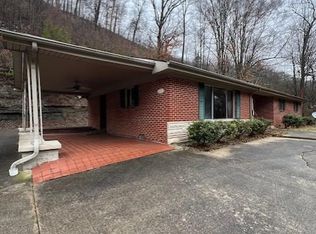 133 Billiter Dr, Pikeville, KY 41501