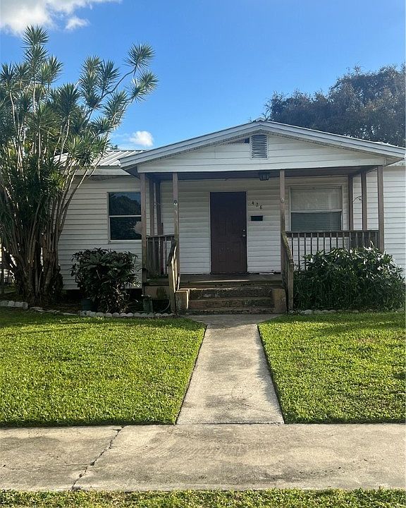 1st image of 428 W Ventura Ave