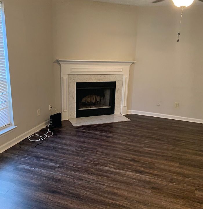 1st image of 1083 Rock Creek Ln