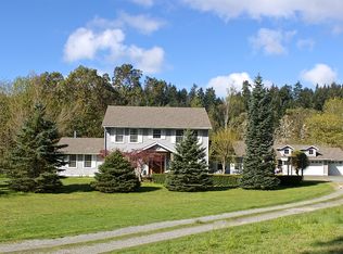 9121 SW 216th St, Vashon, WA 98070